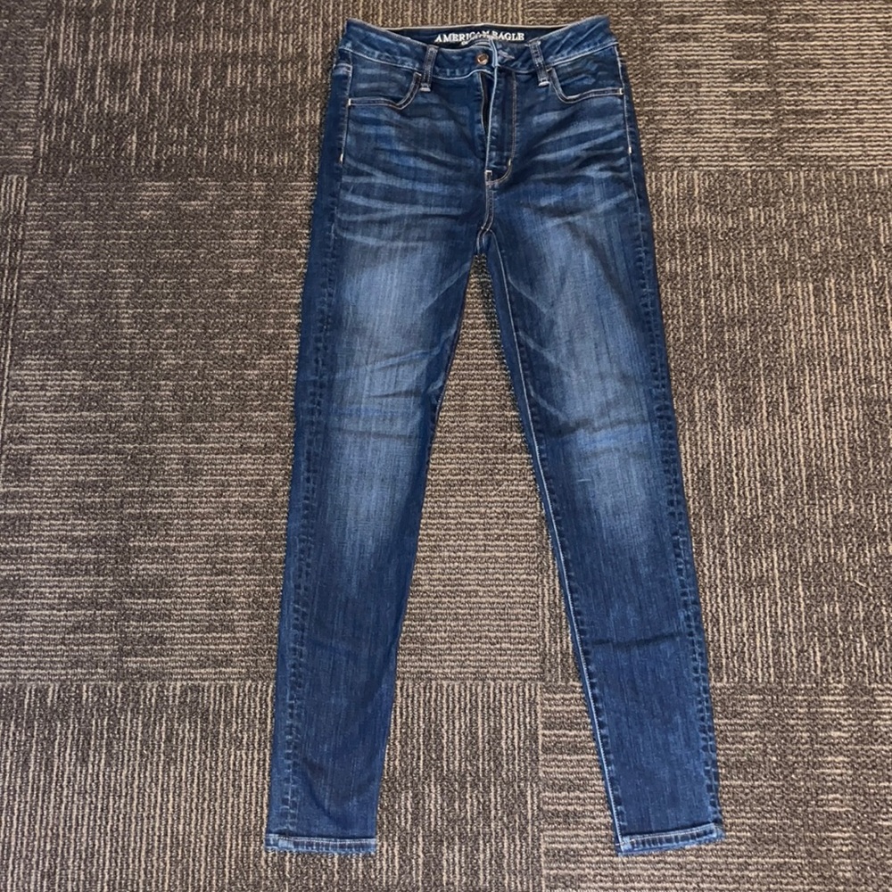 Never Worn American Eagle Size 4 Super Stretch, Skinny jeans